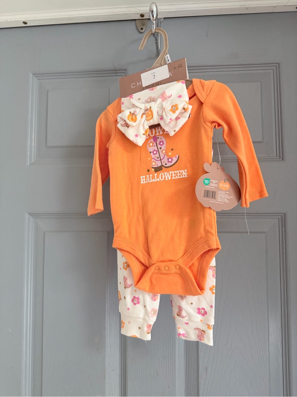 Chickpea Orange Halloween Bodysuit & Cream Pumpkin Pants Set
